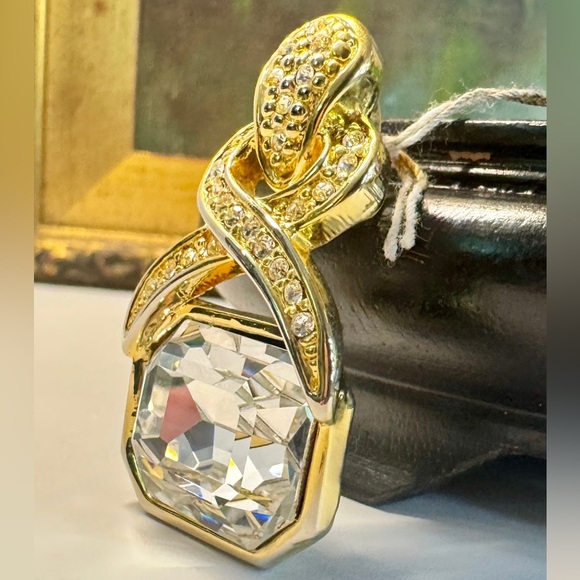 VTG ‘Jewels by Park Lane’ Rhinestone Crystal Gold-Tone Pendant Necklace - Picture 15 of 16